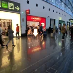 Vienna airport meeting point (1)