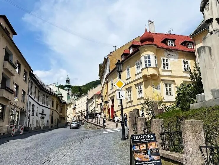 Day trip to Hronsky Benadik, Banska Stiavnica & Sklenne Teplice