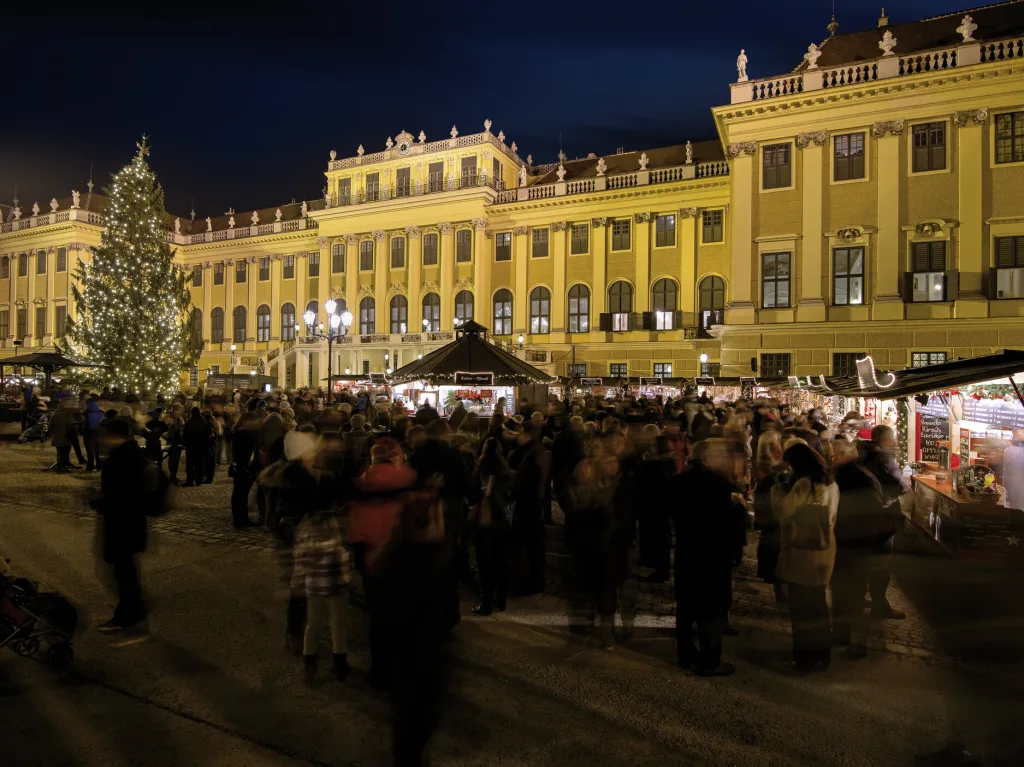 Vienna – Bratislava Christmas Market Tour — photo 2